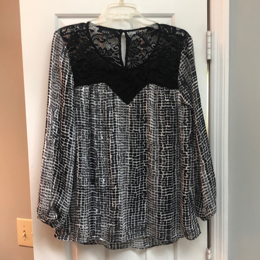 Alyx Black & White Lace & Sheer Long Sleeve Blouse Size L